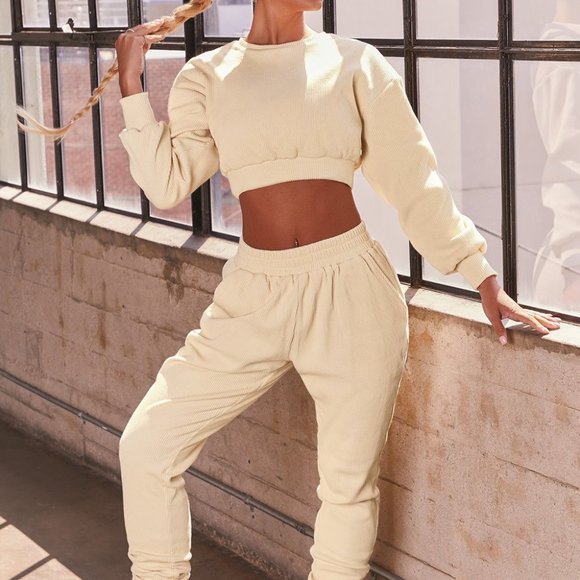 Women's Crop Top and Jogger Pants Set - Picture 3 of 5